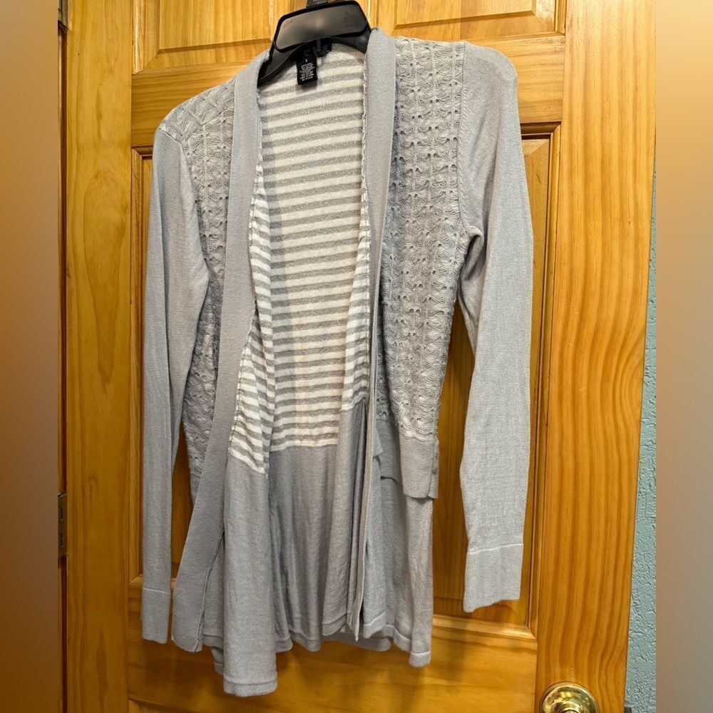 Peck & Peck size S Gray Cardigan Sweater with sparkle threading Lightweight Knit